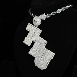 Colgante de Plata 925 con Nombre Vertical de Moissanita Redonda Iced Out para Hombre, Estilo Hip Hop Rapper Bling, Collar con Colgante Bust Down - Product Image 3