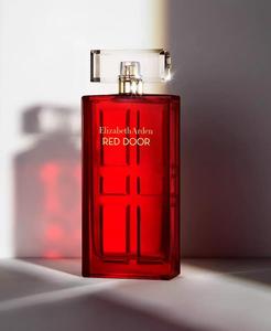 Eau de Toilette porta rossa, 3.3 oz. | Elizabeth Arden - Product Image 4
