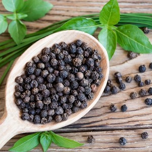 Tùy chỉnh đóng gói Hạt tiêu đen chất lượng tinh dầu đảm bảo với lớp tự nhiên dầu gia vị trong chai bao bì - Product Image 6