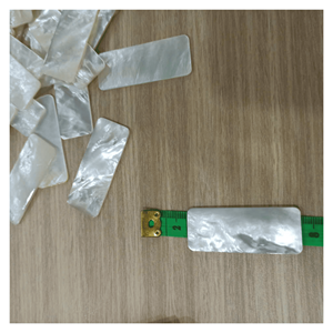 Nacre de forme originale, fabriquée à partir de coquillages de première qualité pour les accents de meubles, les composants de bijoux et les détails décoratifs, fabriquée au Vietnam. - Product Image 6