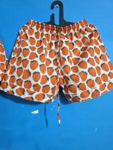 Pijamas de Mujer con Estampado de Fresas, 100% Algodón Orgánico, Suaves, Estampado Digital, Manga Corta, Cintura Elástica, Corte Medio, Casuales, para Toda Temporada - Product Image 4