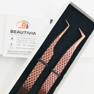 Pinzas de pestañas de acero inoxidable con agarre de diamante de oro rosa de volumen de 90 grados profesionales al por mayor punta puntiaguda sostenible - Product Image 5