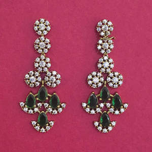 Exportador de Joyería Artesanal de la India, Kanhai Jewels, Amuleto de Latón con Circonita, Baño Mehndi, Diseño Clásico para Aniversario de Mujer 444131 - Product Image 2