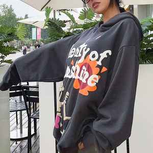 Sweat à capuche oversize pour femme avec impression 3D en relief, logo personnalisé, épaules tombantes, style streetwear décontracté, pour l'été - Product Image 4