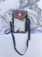 Sac bandoulière en cuir de vachette sculpté à la main avec pierre turquoise, petite pochette pour téléphone et sac à main, pochette de poignet
