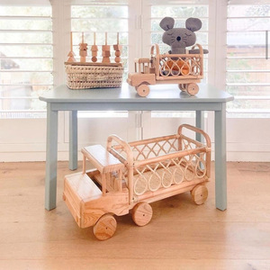 Adorable camión de juguete de ratán con ruedas, camiones de juego para niños pequeños de alta calidad, juguetes hechos a mano para niños - Product Image 6