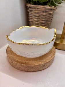 Bol en résine artisanal avec finition époxy vibrante, modèle style ange, durable pour cuisines modernes - Product Image 4