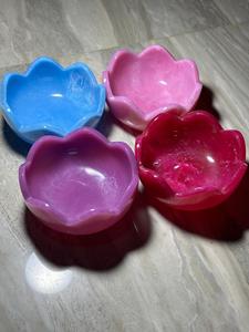 Juego de 4 Tazones de Resina con Diseño de Flores, Clásicos y Coloridos, con Acabado Glaseado, Aptos para Lavavajillas, Marca Moon Rise Craft - Product Image 2