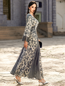 Robe Abaya AN12550 à col cœur, manches longues, ornée de perles, design modeste pour l'Aïd et les événements formels/soirées - Product Image 3