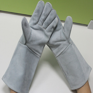 Top quality <b>Long</b> Cuff Leather Heat Resistant Leather Bbq Work <b>Gloves</b> Leather Oven Welding <b>Gloves</b> made pakistan - Product Image 4