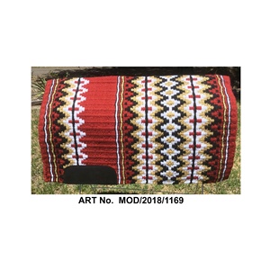 ผู้จัดจำหน่ายขายส่ง WESTERN SHOW PADS แผ่นรองอานม้าแบบตะวันตก  วัสดุหนังกลิตเตอร์  บุด้วยขนสัตว์แท้ 100% สำหรับขี่ม้าแบบตะวันตก  สินค้าใหม่ - Product Image 6