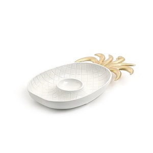 Plateau de feuille en forme d'ananas plat en fer blanc et or couleur feuille plateau de service pour accessoires de table - Product Image 1