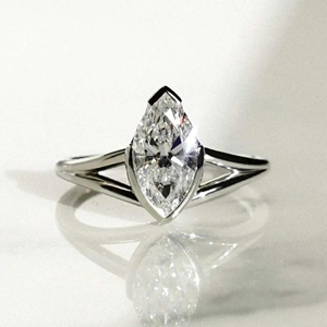 Bague solitaire en diamant de laboratoire taille marquise 3 carats, plaqué or 14 carats, luxe pour femme, certifiée IGI, bague de mariage personnalisée - Product Image 4