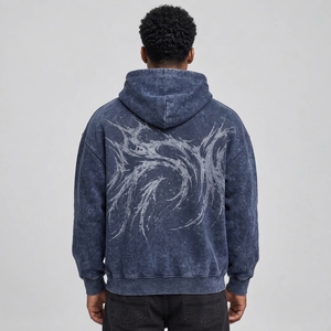 Sweat-shirts imprimés effet délavé pour hommes modernes, avec des motifs graphiques artistiques, en tissu polaire doux, coupe décontractée et style streetwear tendance. - Product Image 4
