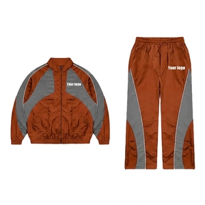 ชุดเสื้อแจ็คเก็ตกันลมพรีเมียม OEM สตรีทแวร์ ระบายอากาศได้ดี สำหรับฤดูหนาว แบบสปอร์ต แต่งแถบสะท้อนแสง คุณภาพสูง ยูนิเซ็กซ์ ผ้าฝ้าย 100% - Product Image 4