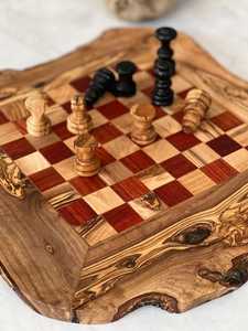Juego de Mesa Artesanal de Madera Sostenible, Regalo para Amantes del Ajedrez y Familias, Diseño Tradicional Ecológico - Product Image 3