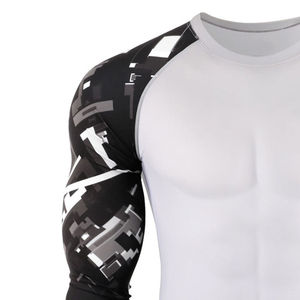 Vente en gros de rashguards pour hommes, protection UV UPF 50+, manches longues, nylon et élasthanne, séchage rapide, haut de bain - Product Image 6