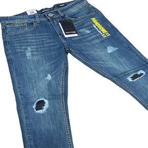 Jean en denim bleu foncé délavé coupe slim pour homme, taille mi-haute, jambe droite, style décontracté, idéal pour l'automne - Product Image 4