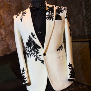 Blazer brodé blanc ivoire pour homme avec motif floral noir, veste de smoking pour mariage avec nœud papillon - Product Image 1