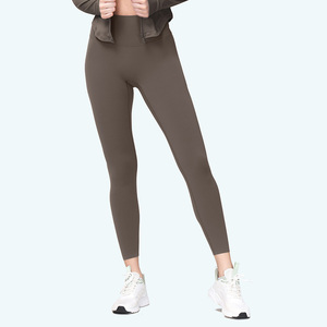 Créez vos propres leggings de fitness à bas prix en spandex/polyester pour femmes. - Product Image 2