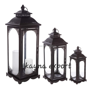 Farol de Metal Hecho a Mano de Diseño Moderno, Duradero y Resistente, Color Negro, para Decoración Navideña de Lujo para el Hogar - Product Image 5