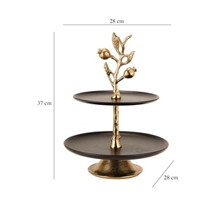 Nouveau design de présentoir à trois niveaux en métal et verre avec finition argentée polie, parfait pour les desserts, les collations, une table élégante. - Product Image 3