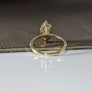 Anillo Clásico con Pavé de Oro Amarillo de 14K, Diamante Cultivado en Laboratorio Certificado por IGI de 2 CT, Corte Marquesa, Anillos de Halo para Aniversario, Boda o Compromiso - Product Image 4