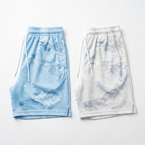 Shorts en maille Cyber Panel |   Shorts de sport imprimés en grille mécanique gris tech et anthracite pour le streetwear - Product Image 3
