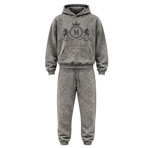 Conjunto Deportivo Unisex Gris de Algodón con Capucha, Pantalones Largos con Cordón, Ropa Casual con Logotipo de Diamantes de Imitación - Product Image 3