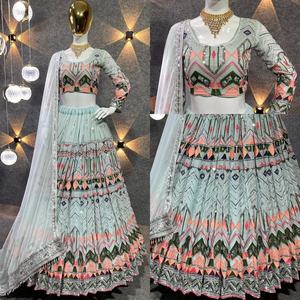 Aada Slub Silk Lehenga Choli Zari Foil Design Superbes vêtements indiens pakistanais pour adultes Fonctions de mariage Occasions de fête - Product Image 3