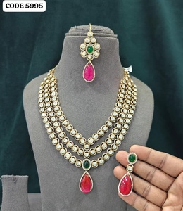 Conjunto de collar de perlas Kundan de lujo para mujer, con piedras rosas y verdes, para novias, bodas, fiestas, conjunto de joyería tradicional india para mujer - Product Image 2