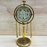 Reloj de Pared Moderno Portátil de Latón Victoria Hecho a Mano con 4 Zonas Horarias y un Soporte Muy Diseñado y Único