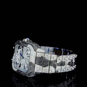 Montre en acier inoxydable avec verre carré serti de moissanite VVS glacée - Product Image 2