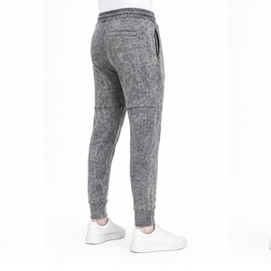 Pantalon de jogging vintage coupe slim délavé à l'acide avec impression numérique DTF personnalisée et renfort de la couture de l'entrejambe pour les séances de Pilates - Product Image 2