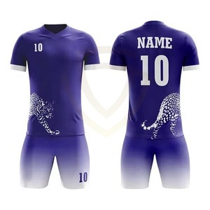 Uniforme de football pour hommes sur mesure de haute qualité avec nom d'équipe disponible dans toutes les tailles, faible MOQ, dernier style d'uniforme de football - Product Image 1
