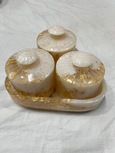 Meilleur pot décoratif en résine avec couvercle pour cuisine, thème lune, pot à sucre fait main en Inde, pot à miel - Product Image 2