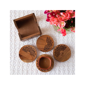 Posavasos de Madera Ecológico Hecho a Mano de Primera Calidad con Soporte Triangular, Diseño Personalizado Estilo Rústico para Hogar, Hotel, Restaurante y Bodas - Product Image 4