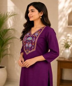 Kurta de Algodón con Estampado Floral para Mujer, Largo Midi, Corte Regular, Estilo Tradicional Informal de India y Pakistán, Verde AARVI 85648, Verano - Product Image 2