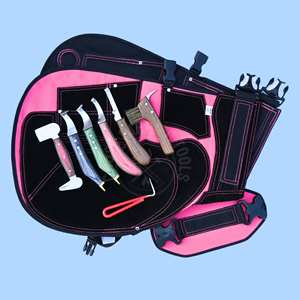 Kit d'outils de sécurité pour fermeur de chevaux avec tablier en cuir, couteau à grande boucle, couteau courbé à extrémité en laiton, brosse de polissage et coupe-clincheur - Product Image 1