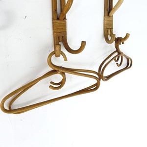 Cintres sur mesure de haute qualité pour supermarchés et magasins de vêtements, prix bas, cintres en rotin. - Product Image 4