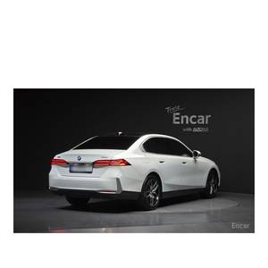 BMW Série 5 530i xDrive 2023, 21 350 km, boîte automatique, conduite à gauche, caméra de recul - Product Image 2