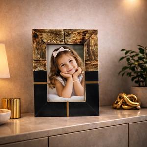 Cadre photo décoratif en bois sculpté au design classique pour projets d'aménagement intérieur de luxe pour maisons et hôtels - Product Image 2