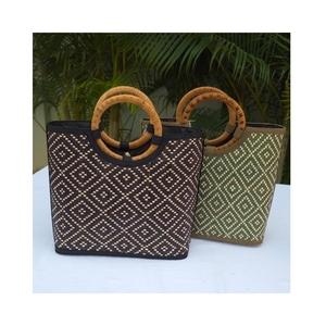 Bolso Rectangular de Bambú Hecho a Mano Ecológico, Ligero y Duradero con Cierre de Cremallera, Capacidad de 3L+ para Viajes y Uso Diario - Product Image 5