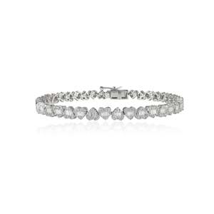 สร้อยข้อมือเทนนิสทรงหัวใจประดับเพชรแบบคลัสเตอร์ทองคำ 18K - Product Image 4