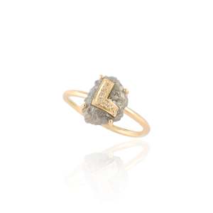 18K Yellow Gold Personalized <b>Initial</b> <b>Ring</b> with VVS1 Oval Cut Diamond - Product Image 3