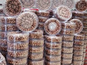 Premium Vietnamese Cashew Nuts Salted Roasted High Quality Ready to Export Bulk Wholesale Supplier Best Price - Product Image 5