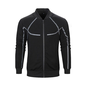 Chándal de dos piezas con cremallera frontal y ribetes reflectantes, cortavientos personalizado, chándal reflectante para hombre, chándal cortavientos en oferta. - Product Image 3