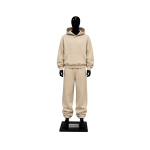 Conjunto de Sudadera con Capucha y Pantalones de Chándal Oversize Beige Unisex, Ajuste Holgado, Estilo Casual Urbano, Ideal para Invierno y Descanso - Product Image 1