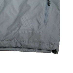 Veste coupe-vent au design pratique et confortable, légère, avec tissu de qualité supérieure et ajustement flexible - Product Image 5