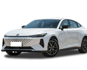 2025 Changan UNI-V 1.5T 500Bar Premium Model Five-Seater Four-Door Leather Automatic Gearbox Turbo Pure <b>Gasoline</b> Left Hand Drive - Product Image 1